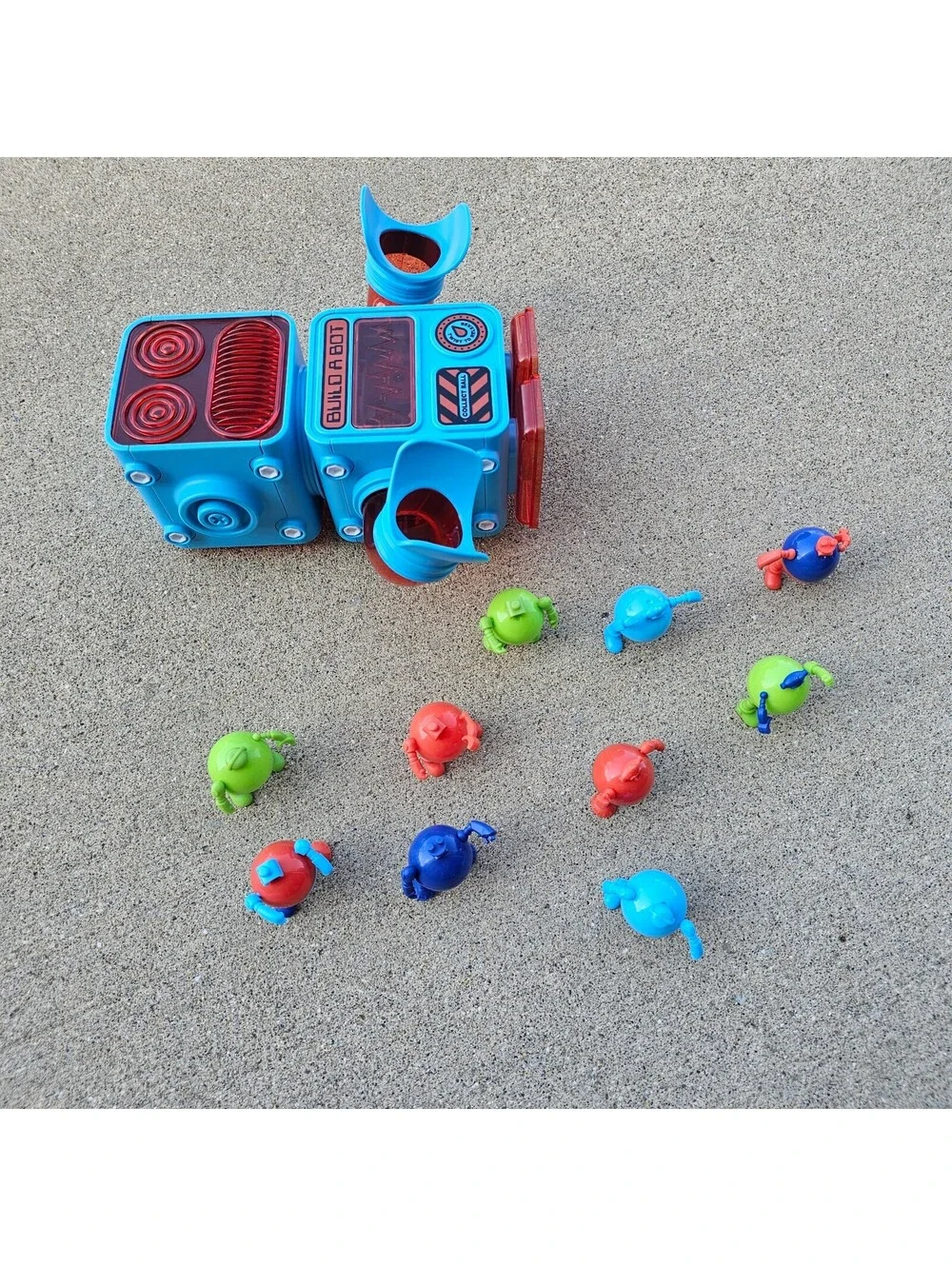 Gently Used - Discovery Pod Robot Toys